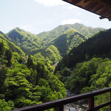 Guesthouse Nishiki จิจิบุ ภายนอก รูปภาพ