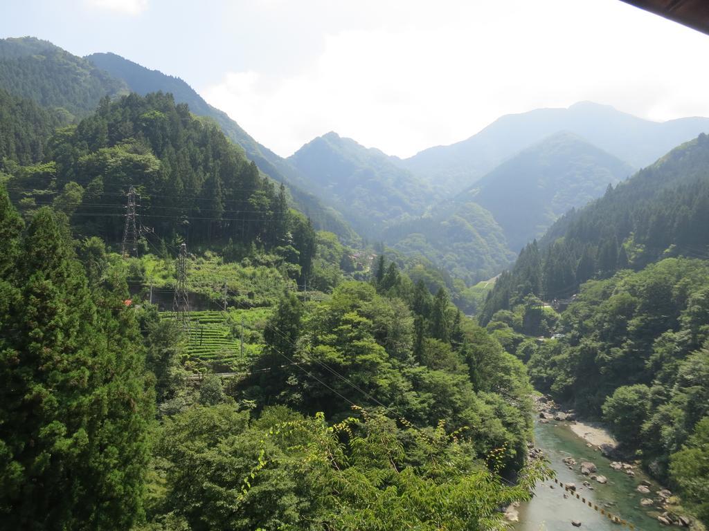 Guesthouse Nishiki จิจิบุ ภายนอก รูปภาพ