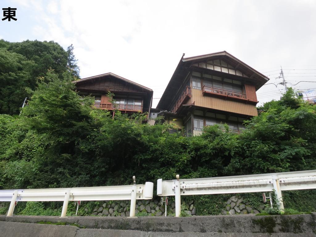 Guesthouse Nishiki จิจิบุ ภายนอก รูปภาพ