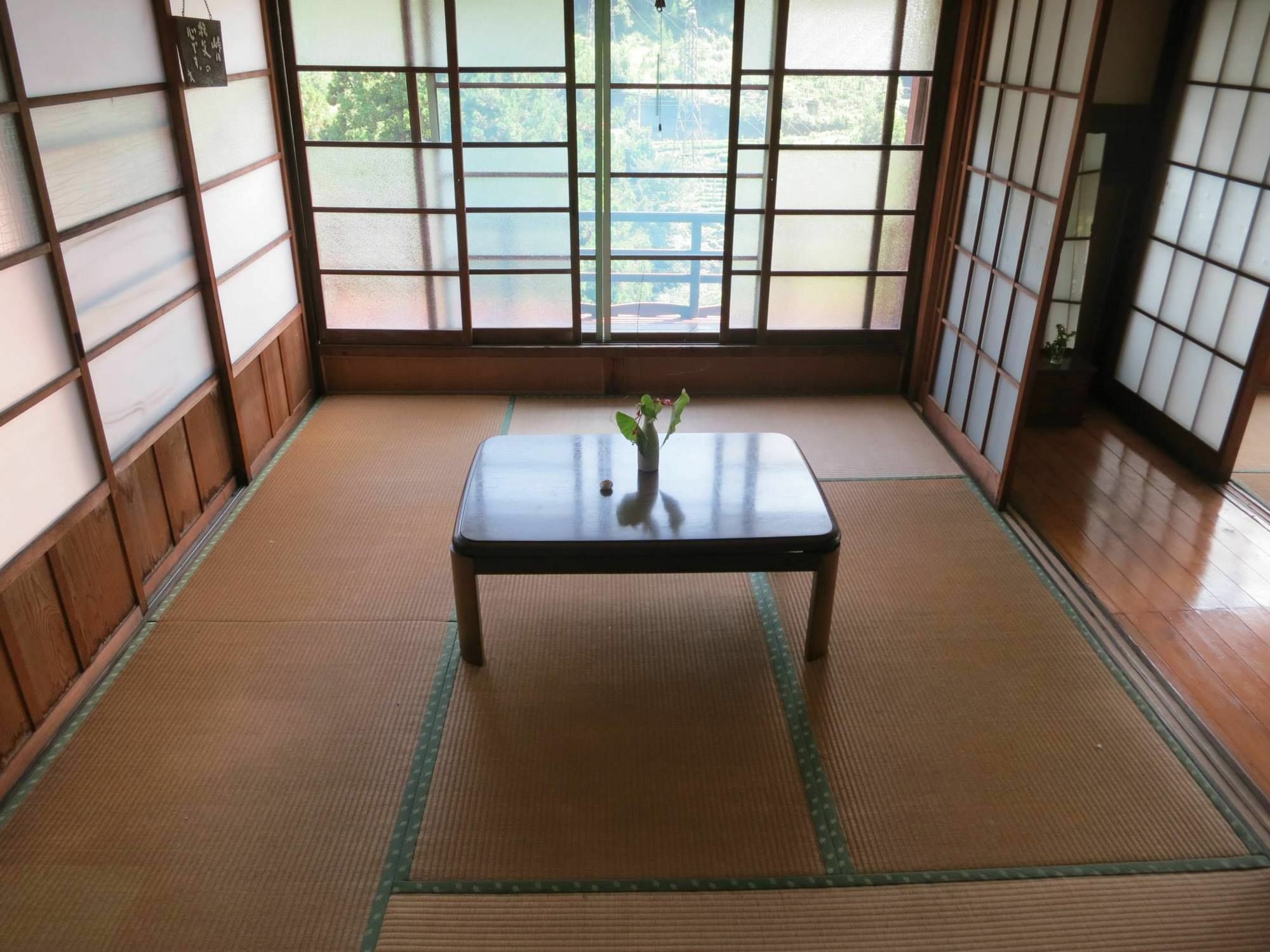 Guesthouse Nishiki จิจิบุ ภายนอก รูปภาพ