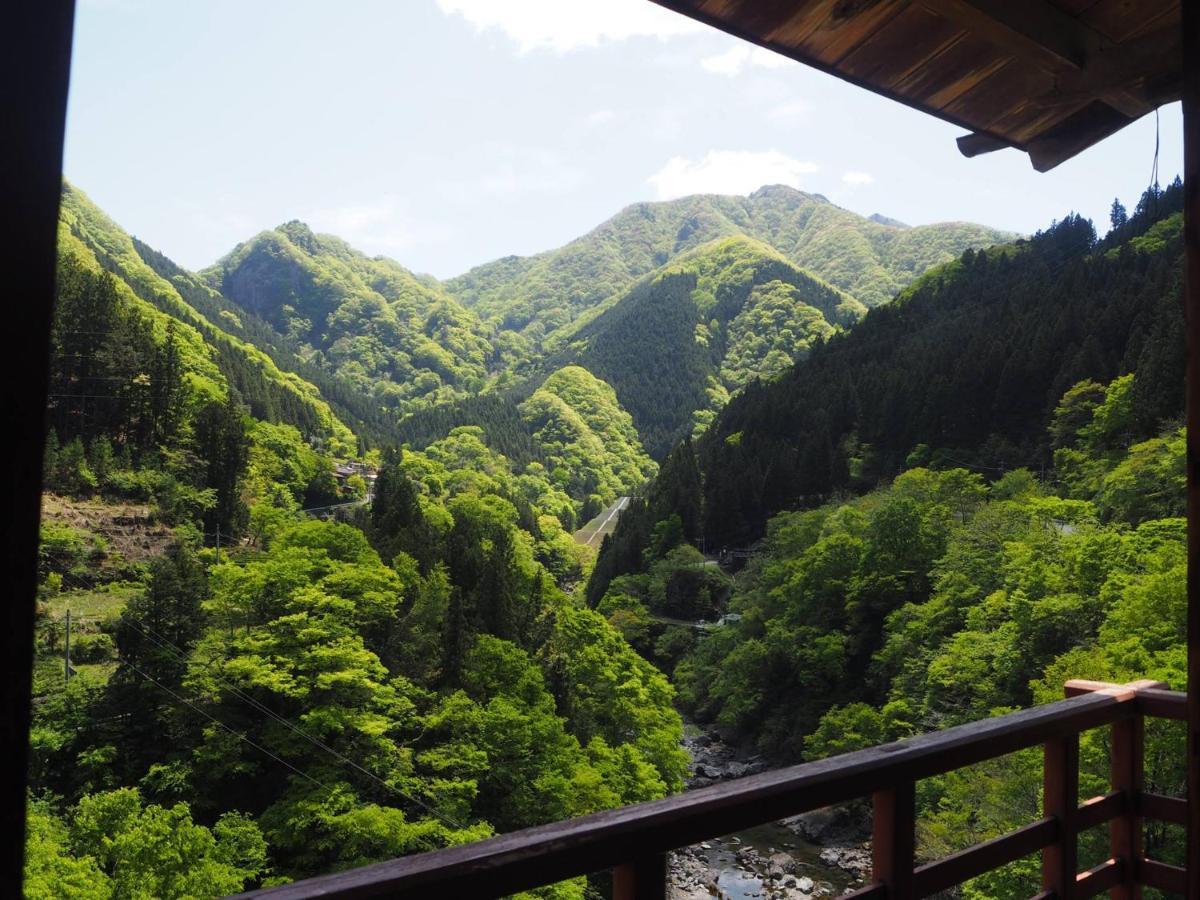 Guesthouse Nishiki จิจิบุ ภายนอก รูปภาพ